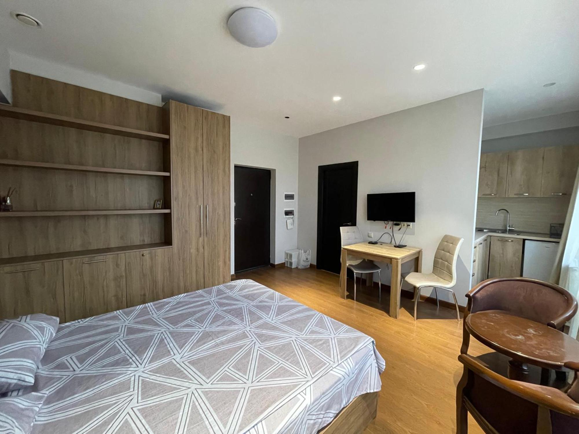 Apartment In Yerevan City Center Republic Square Self Check-In Luaran gambar