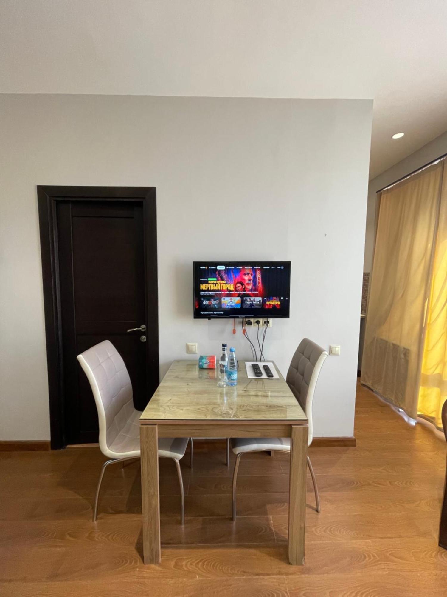 Apartment In Yerevan City Center Republic Square Self Check-In Luaran gambar