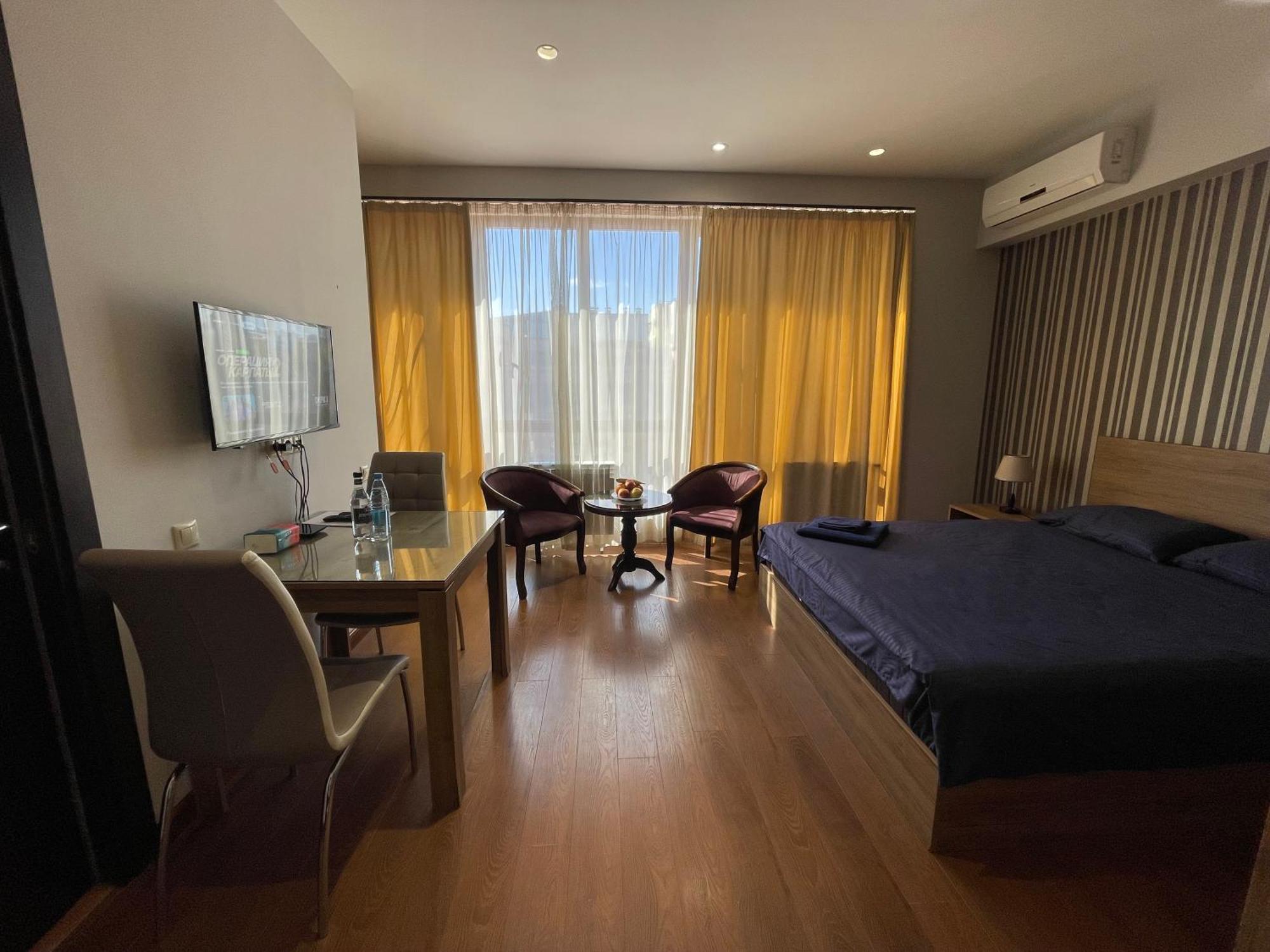 Apartment In Yerevan City Center Republic Square Self Check-In Luaran gambar